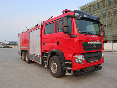 新东日牌YZR5290GXFGP110/T6干粉泡沫联用消防车