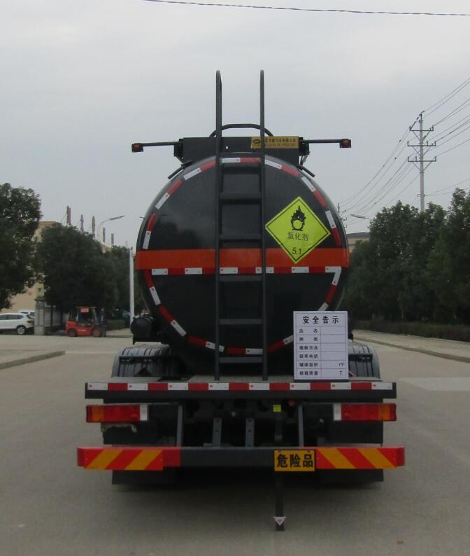 中汽力威牌HLW5320GYWD6氧化性物品罐式运输车图片